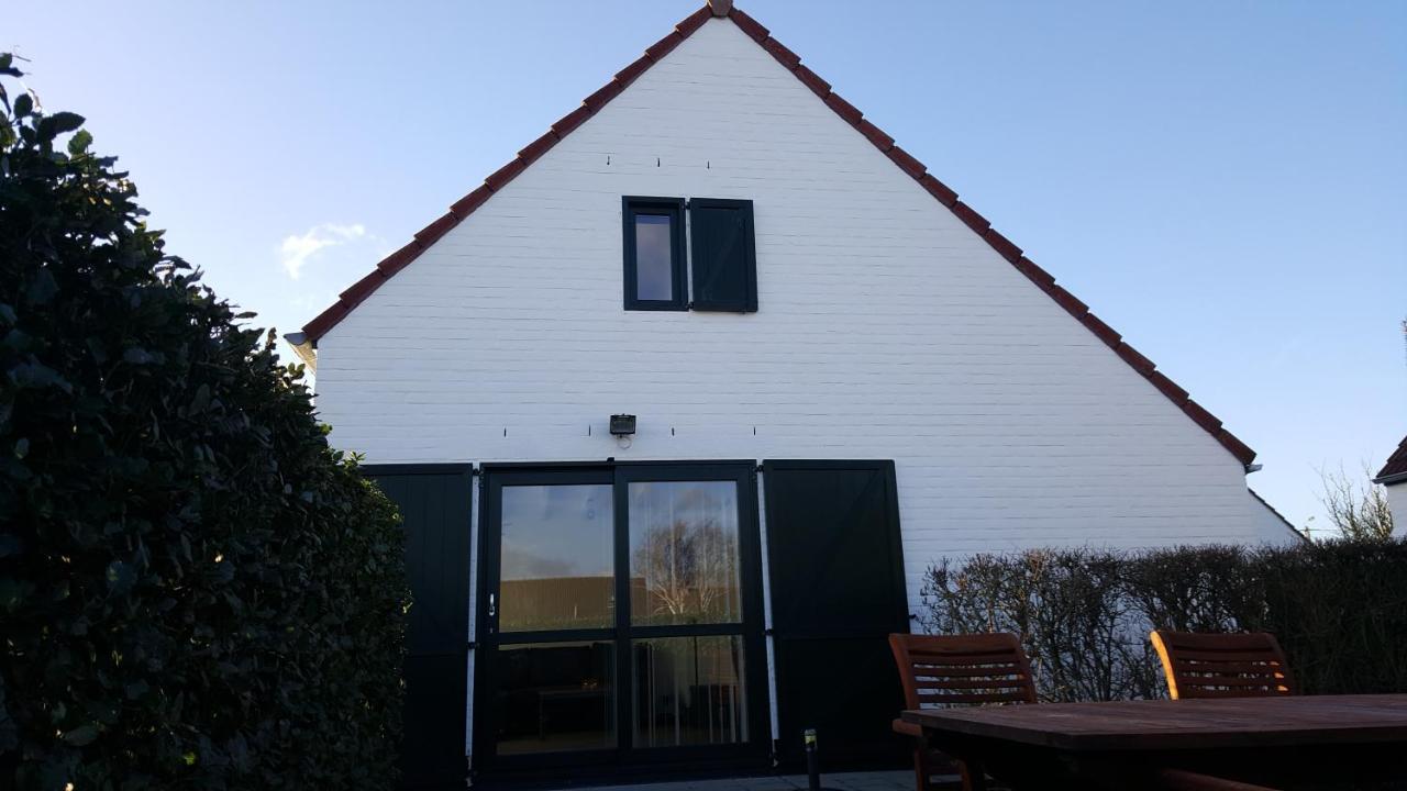 ミデルケルケ Vakantiehuisje Loraヴィラ エクステリア 写真