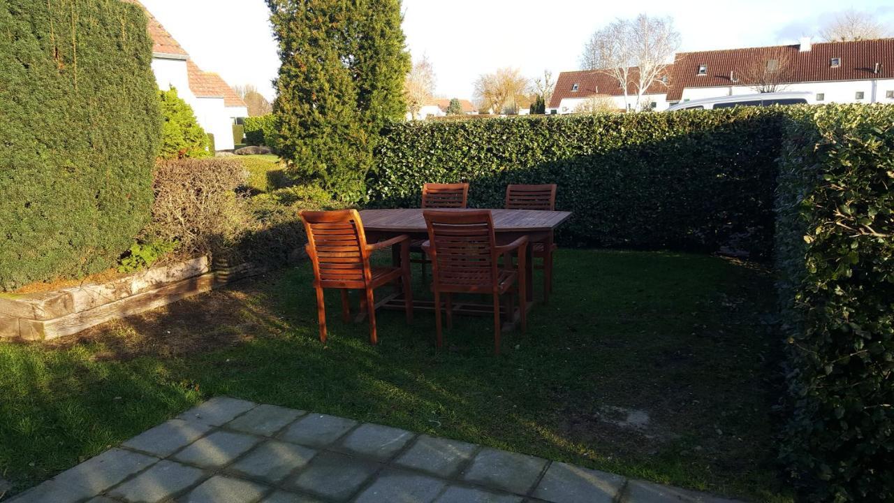 ミデルケルケ Vakantiehuisje Loraヴィラ エクステリア 写真