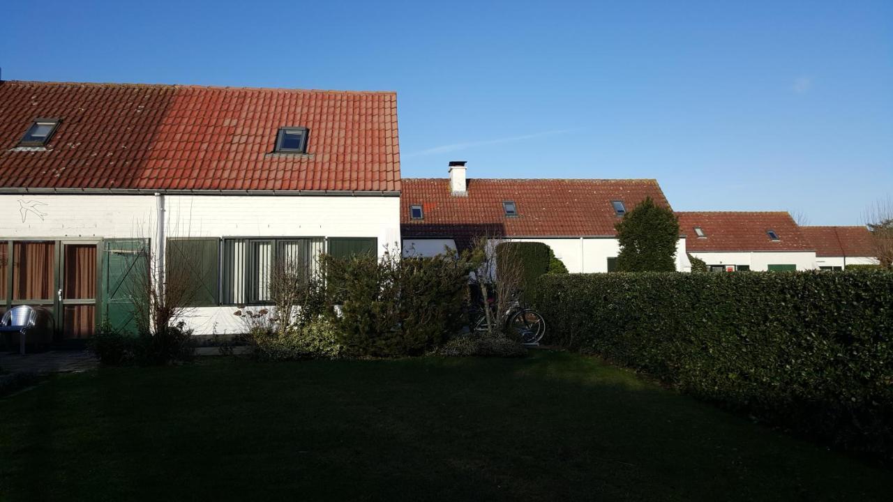 ミデルケルケ Vakantiehuisje Loraヴィラ エクステリア 写真